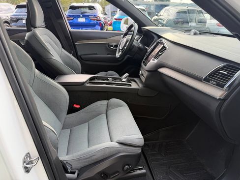 Used 2020 Volvo XC90 T8 Inscription AWD/4WD image 25