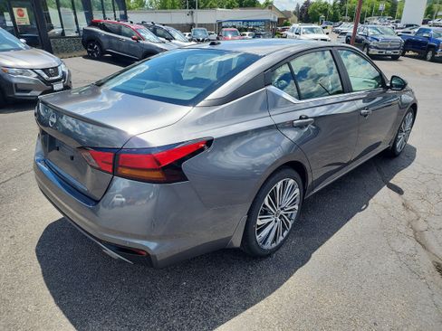 New 2026 Nissan Altima 2.5 SV w/ SV Premium Package FWD image 8