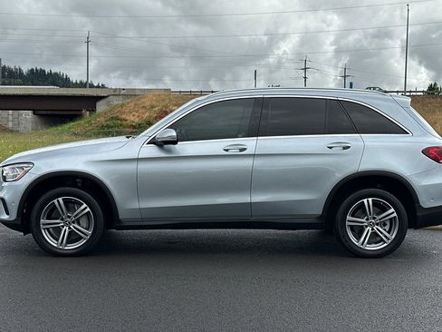 Used 2021 Mercedes-Benz GLC 300 4MATIC image 6