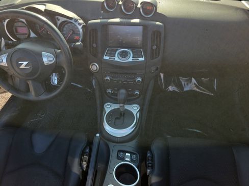 Used 2018 Nissan 370Z Touring Sport image 15