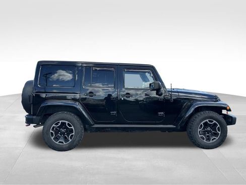Used 2015 Jeep Wrangler Unlimited Rubicon AWD/4WD image 5
