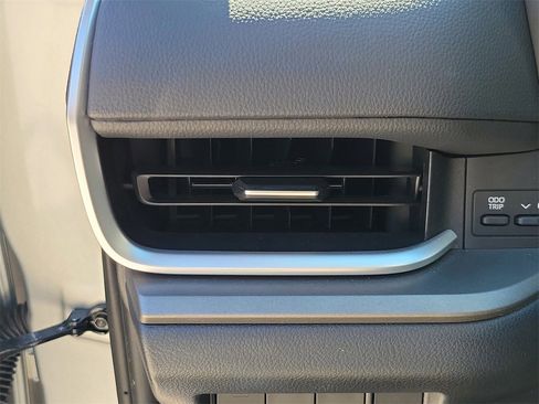 Used 2024 Toyota Grand Highlander XLE image 34