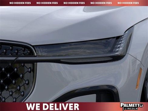 New 2026 Lincoln Nautilus Reserve w/ Jet Appearance Package image 18