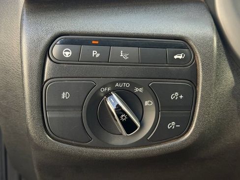 Used 2020 INFINITI QX50 Sensory w/ Proactive Package FWD image 22