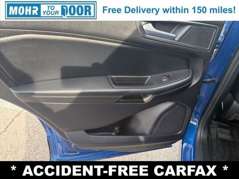 Used 2020 Ford Edge SE image 28