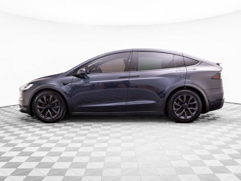 Used 2024 Tesla Model X Base image 2