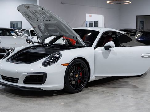 Used 2017 Porsche 911 Carrera S image 34