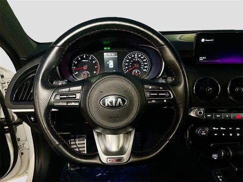 Used 2022 Kia Stinger GT-Line w/ Sun & Sound Package image 11