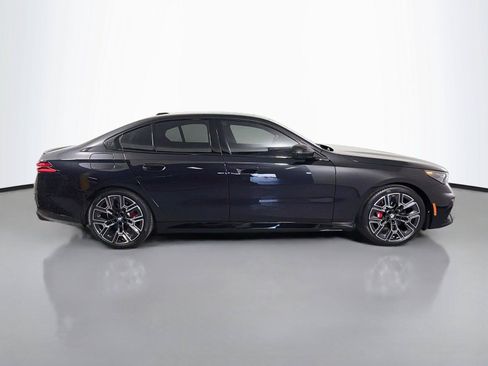New 2027 BMW 540i xDrive w/ M Sport Package AWD/4WD image 4