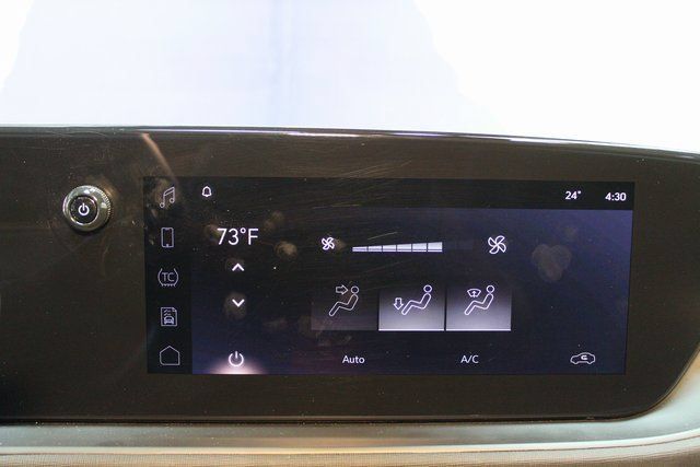 Certified 2025 Buick Envista Avenir FWD image 26