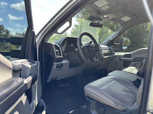 Used 2021 Ford F250 XLT AWD/4WD image 11