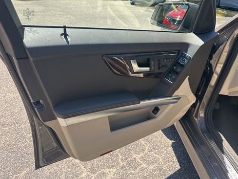 Used 2014 Mercedes-Benz GLK 350 2WD image 13