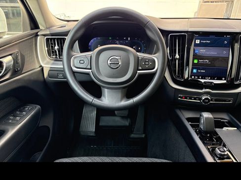 Certified 2023 Volvo XC60 B5 Core AWD/4WD image 14