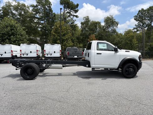 New 2026 RAM 5500 Tradesman RWD image 9
