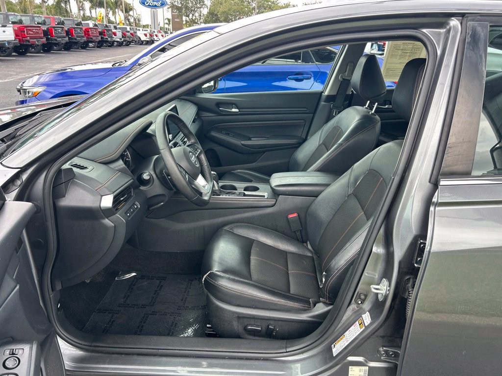 Used 2020 Nissan Altima 2.5 SR FWD image 15