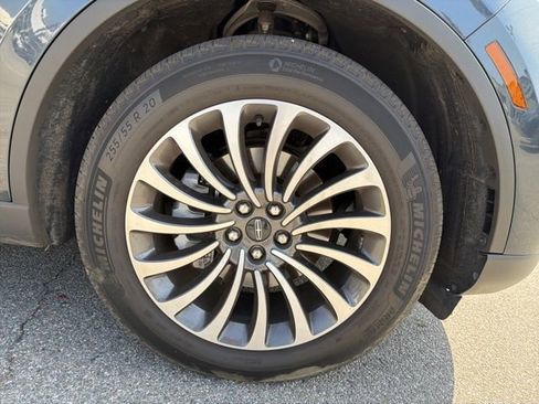 Used 2023 Lincoln Aviator Reserve RWD image 26