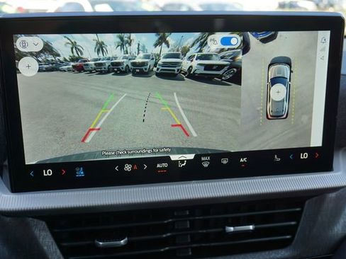 New 2026 Ford Explorer Platinum image 12