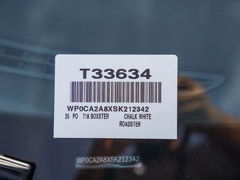 Used 2025 Porsche 718 Boxster image 25