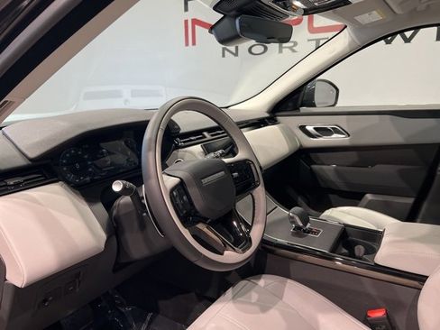 Used 2025 Land Rover Range Rover Velar S image 18