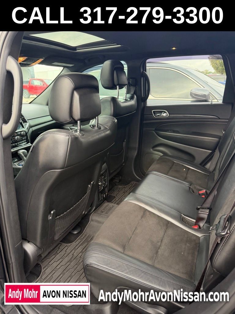 Used 2019 Jeep Grand Cherokee Altitude AWD/4WD image 8