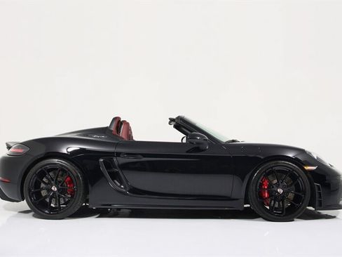 Used 2021 Porsche 718 Boxster Spyder RWD image 15