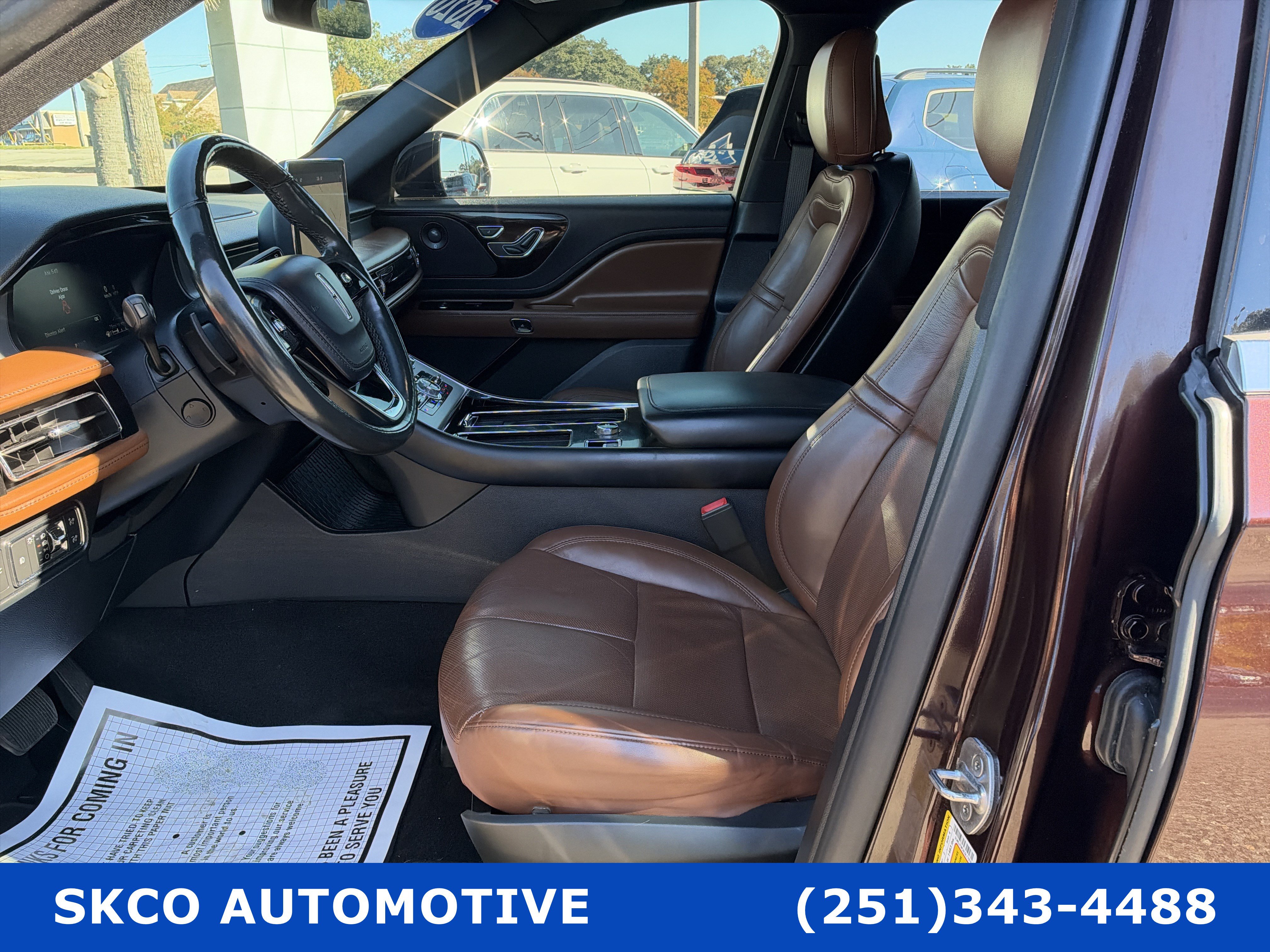 Used 2020 Lincoln Aviator Reserve w/ Equipment Group 201A RWD image 11