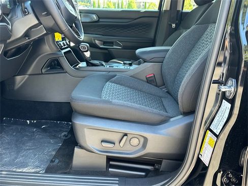 Certified 2025 Ford Ranger XLT image 9