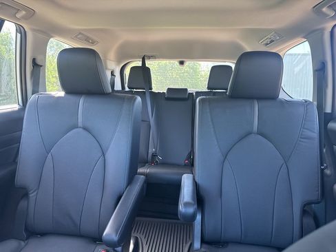 Used 2024 Toyota Grand Highlander Platinum AWD/4WD image 14