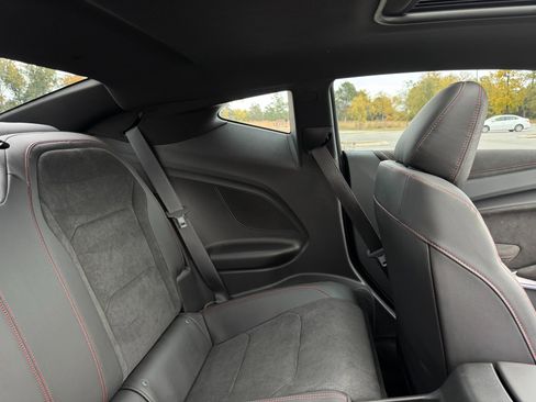 Used 2022 Chevrolet Camaro ZL1 image 33