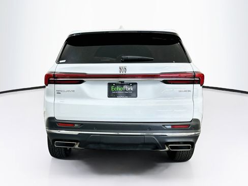Used 2025 Buick Enclave Preferred AWD/4WD image 7