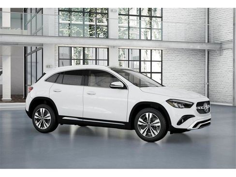 New 2026 Mercedes-Benz GLA 250 4MATIC image 13