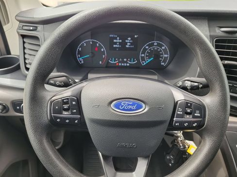 Used 2025 Ford Transit 250 Low Roof w/ Exterior Upgrade Package RWD image 9