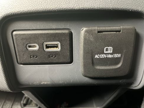 Used 2019 Chevrolet Blazer LT w/ Sound & Technology Package image 12