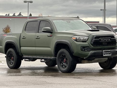 Used 2018 Toyota Tacoma TRD Pro image 5