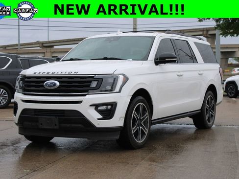 Used 2021 Ford Expedition Max Limited image 2