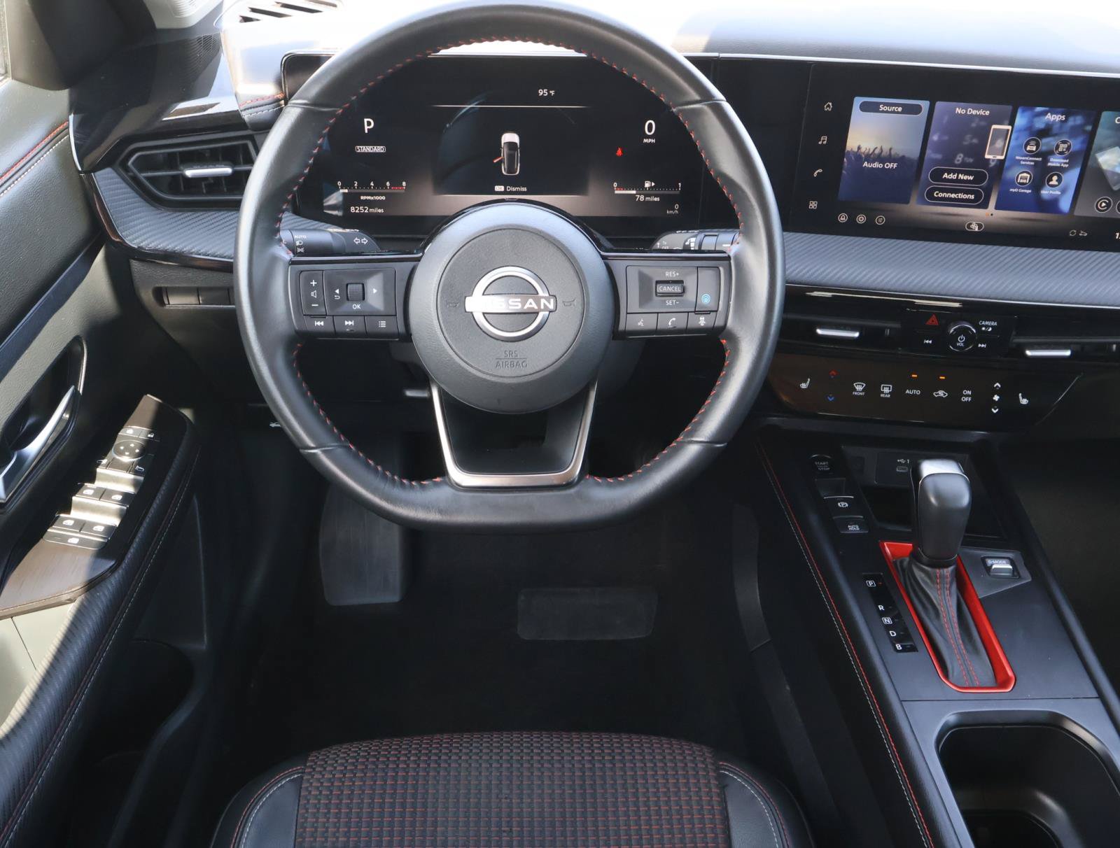 Used 2026 Nissan Kicks SR w/ Cold Weather Package AWD/4WD image 9