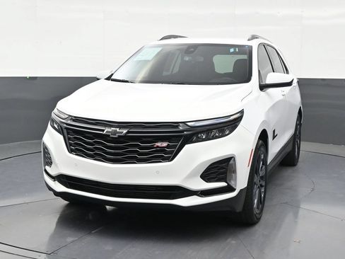 Used 2024 Chevrolet Equinox RS FWD image 8
