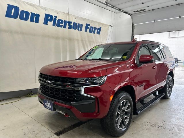 Used 2022 Chevrolet Tahoe Z71 w/ Luxury Package AWD/4WD image 1