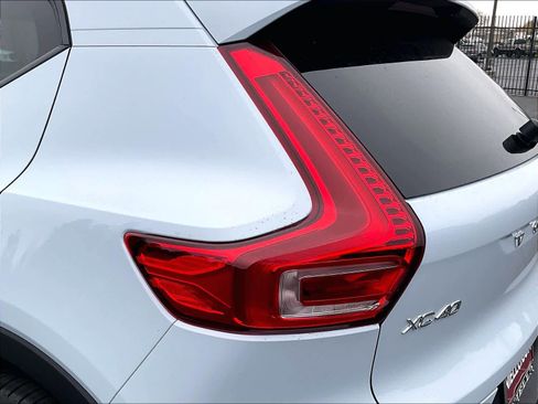 New 2026 Volvo XC40 B5 Plus w/ Protection Package Premier image 25