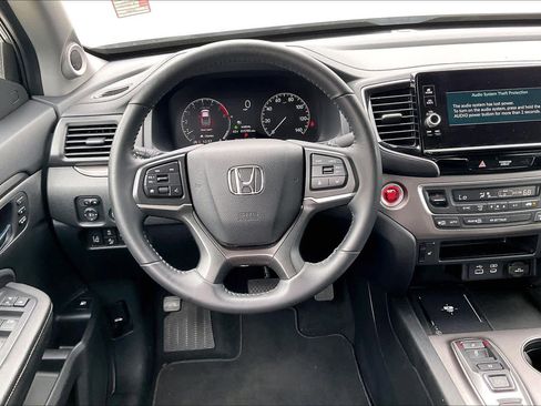 Used 2025 Honda Ridgeline RTL image 6