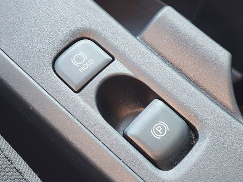 Used 2023 Toyota Corolla LE image 21