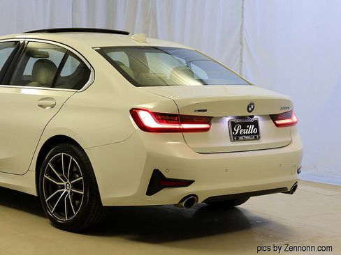 Used 2021 BMW 330i xDrive 330i xDrive w/ Convenience Package image 8