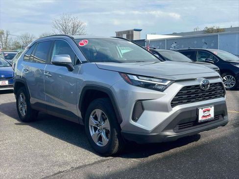Certified 2025 Toyota RAV4 XLE AWD/4WD image 1