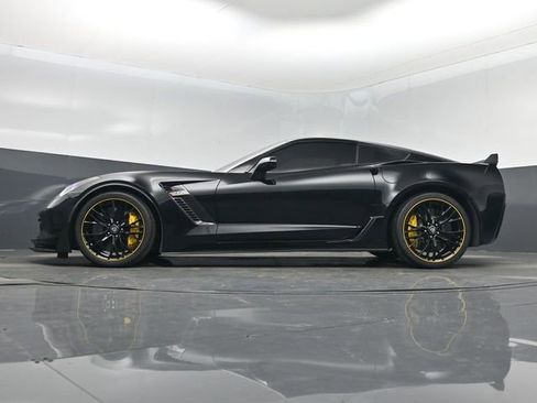 Used 2016 Chevrolet Corvette Z06 w/ C7.r Special Edition RWD image 15
