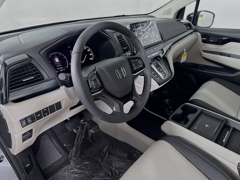 New 2026 Honda Odyssey Elite image 8
