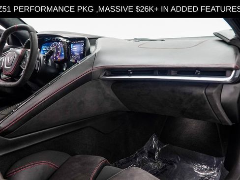 Used 2022 Chevrolet Corvette Stingray Premium Cpe w/ Z51 Performance Package RWD image 24