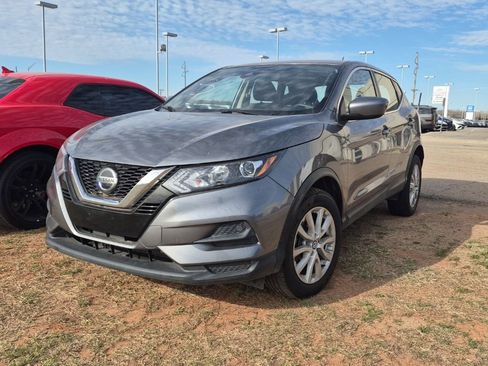 Used 2021 Nissan Rogue Sport S image 5