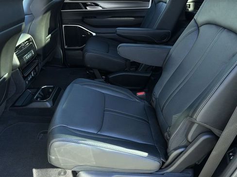 New 2026 Jeep Grand Wagoneer Limited image 20