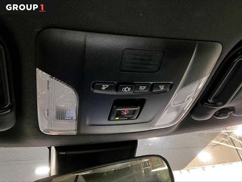 Certified 2022 Toyota Corolla SE image 34