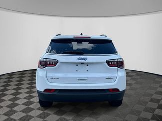 Used 2022 Jeep Compass Latitude w/ Convenience Group AWD/4WD video 4